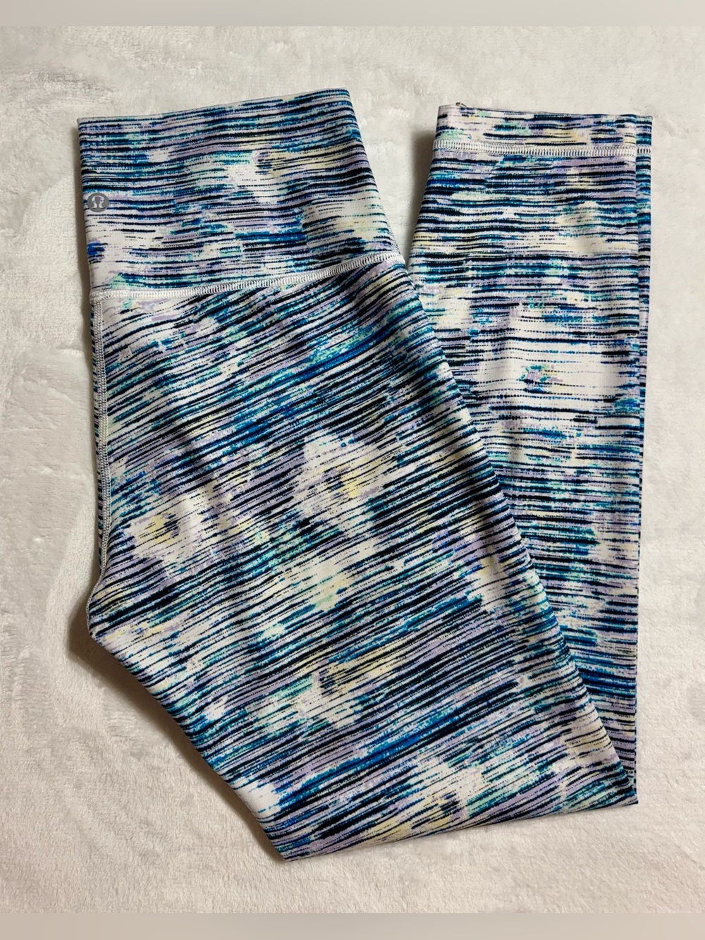 lululemon Women's Blue/White Striped Pull-On Yoga Leggings